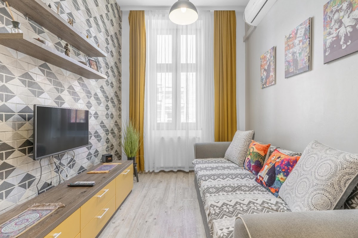 Blue Heritage & Central Six, Oradea