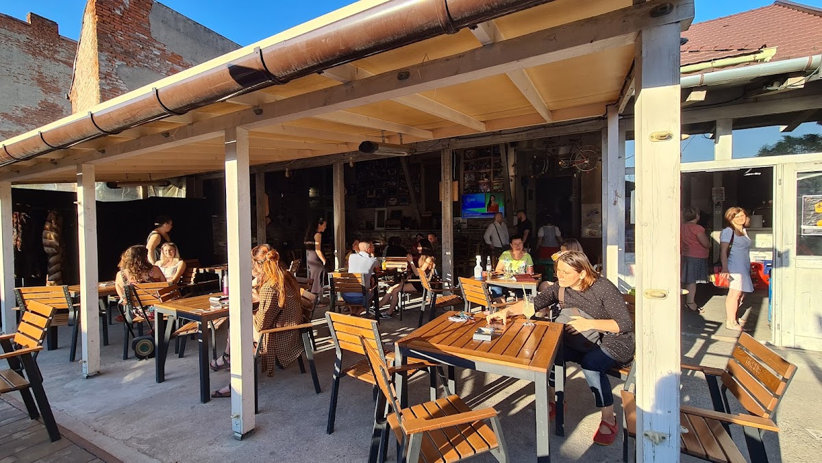 Bodega, Oradea