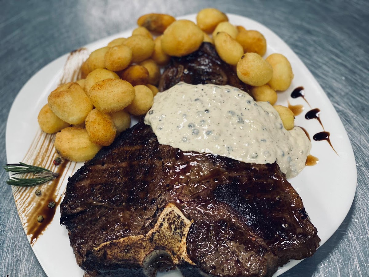 Boulevard Cafe - foto 2