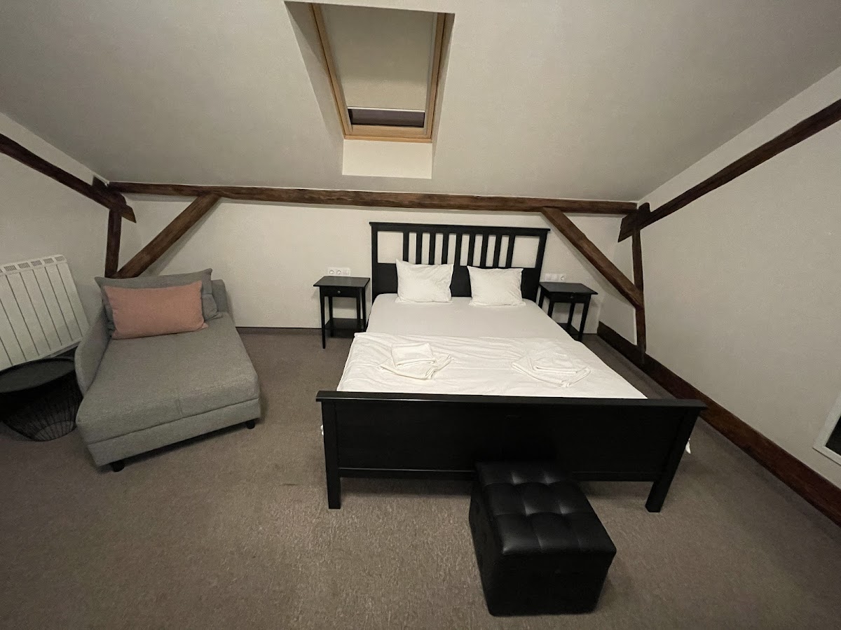 Boutique Rooms with Parking