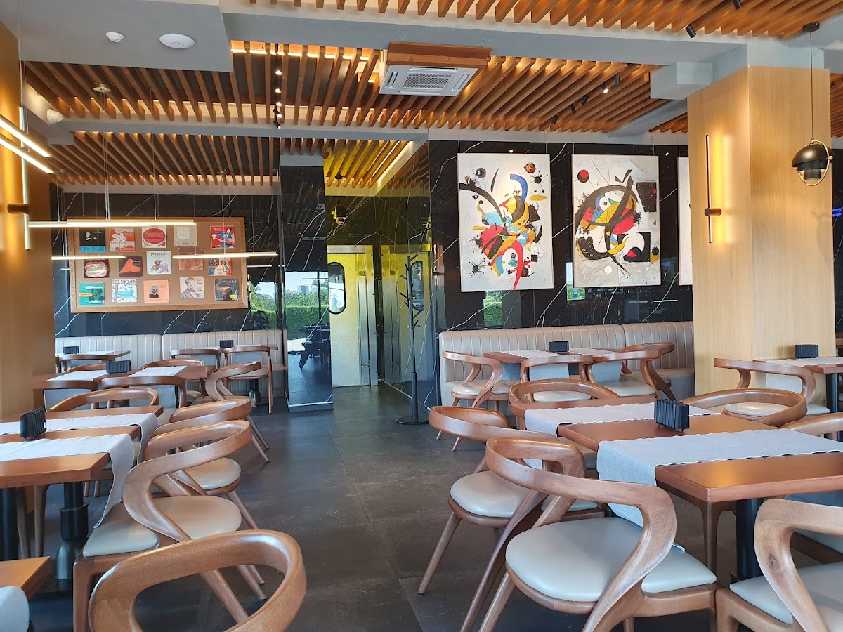 Branko Brunch Hub, Focşani