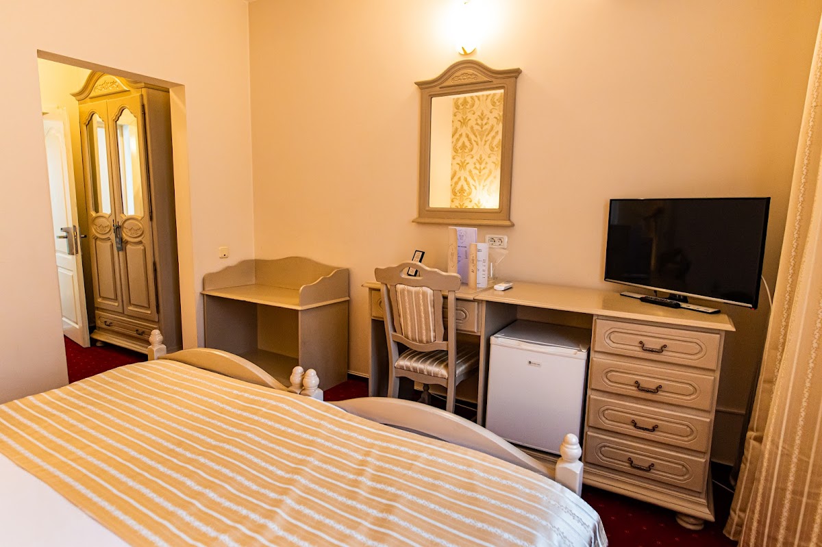 Brilliant Meseș - foto 2