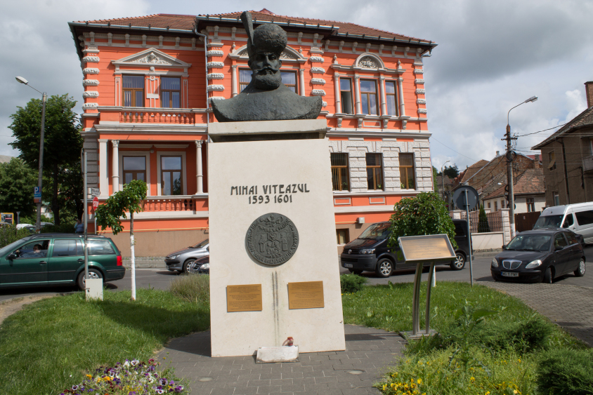 Bustul lui Mihai Viteazul, Târgu Mureş