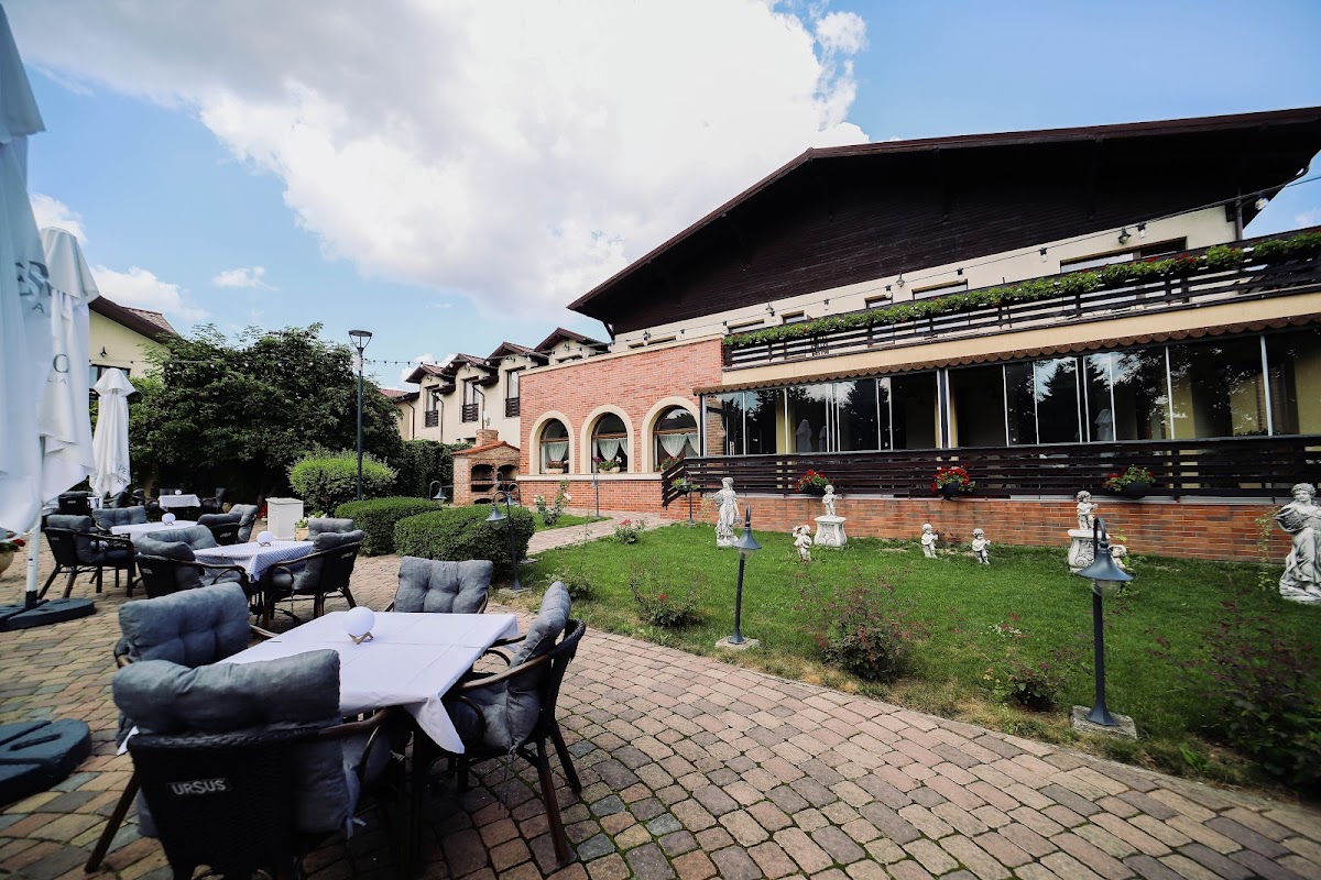 C&C KARO RESORT
