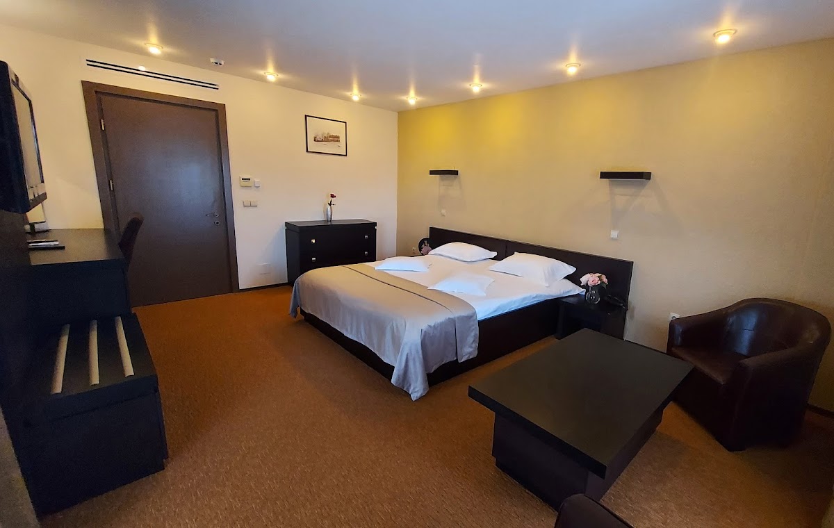 C&C Karo Resort