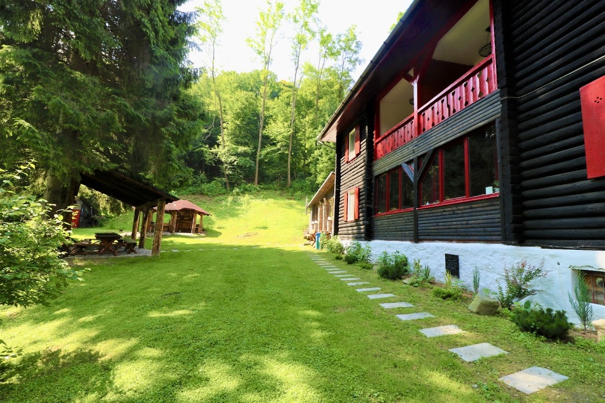 Cabana Basmelor, Cisnădie