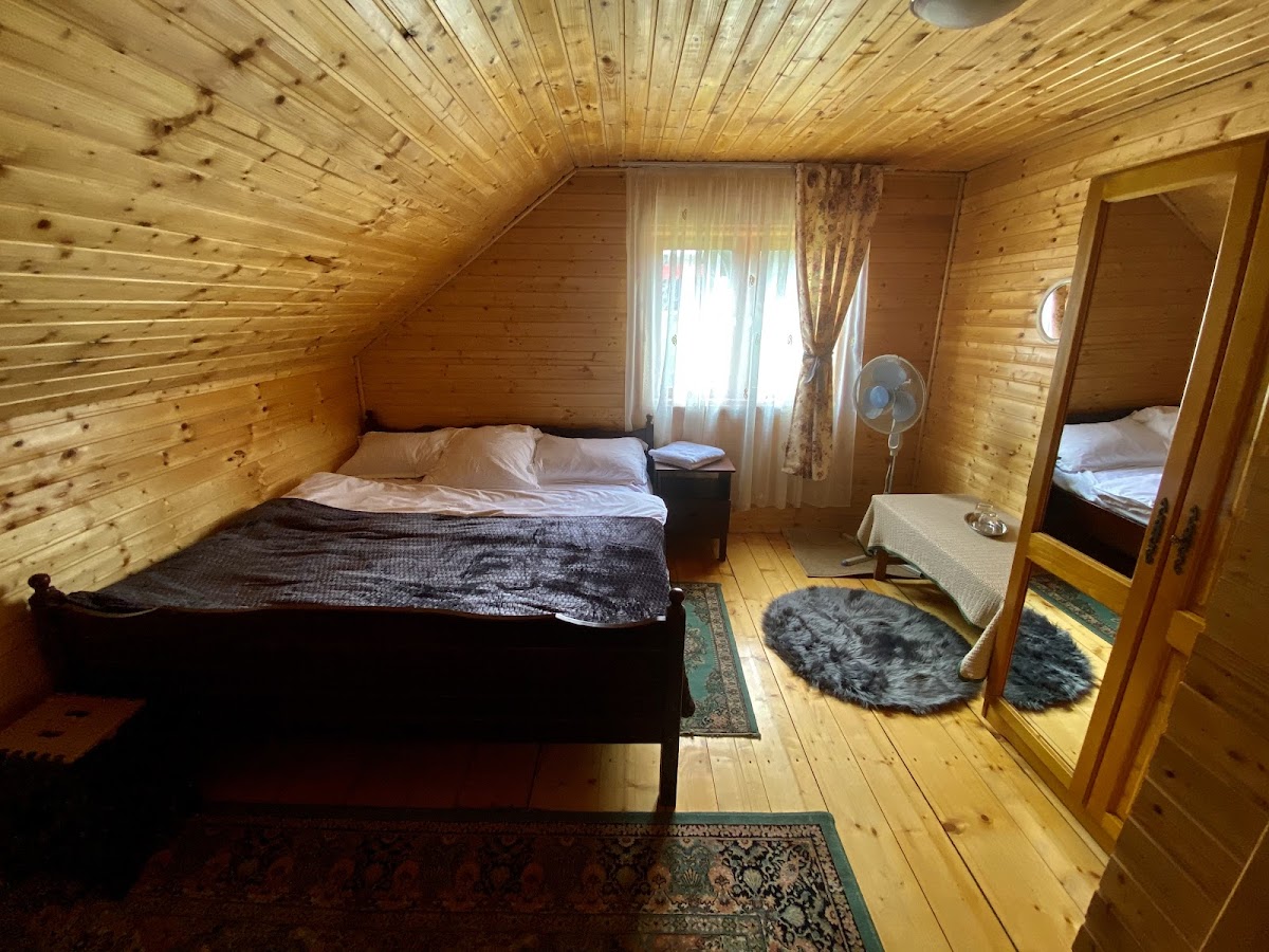 Cabana Bistra