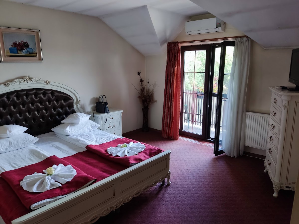 Cabana Brădet - foto 2