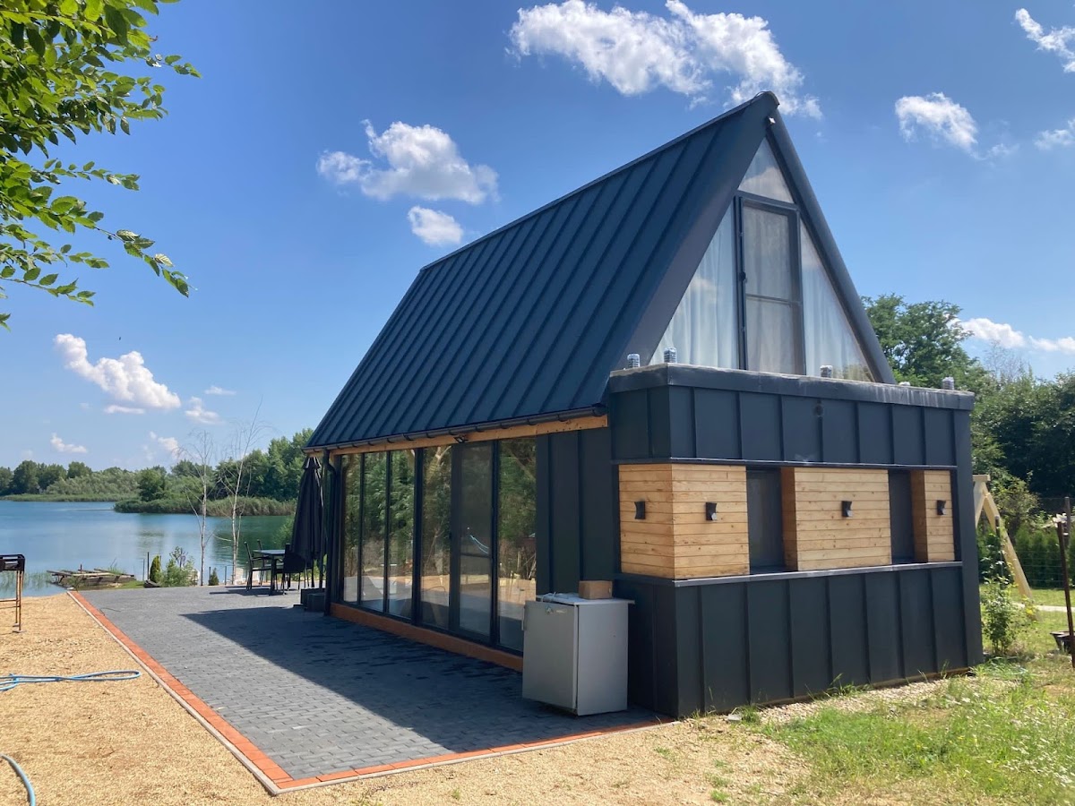Cabana Lac Apa Stefania