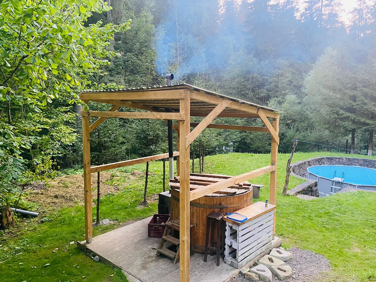 Cabana Sestina, Sălard