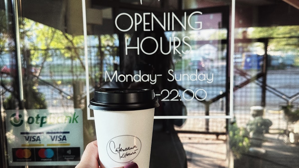 Literary Café - foto 3