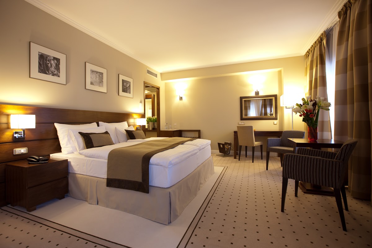 Capital Plaza Hotel