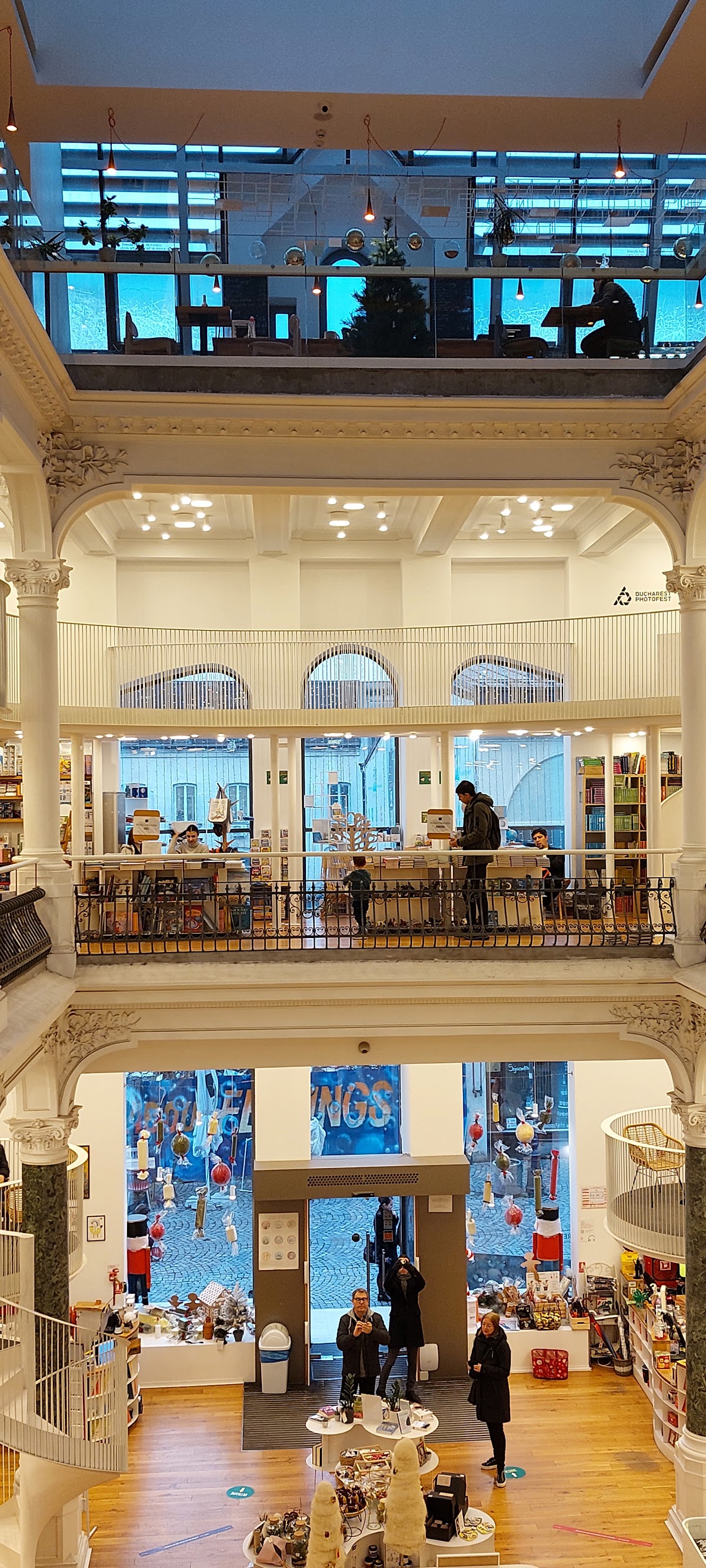 Cărturești Carusel - foto 1