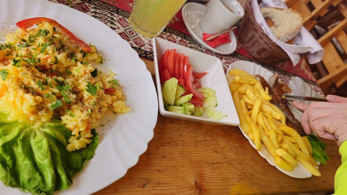 Casa Amicii - foto 2