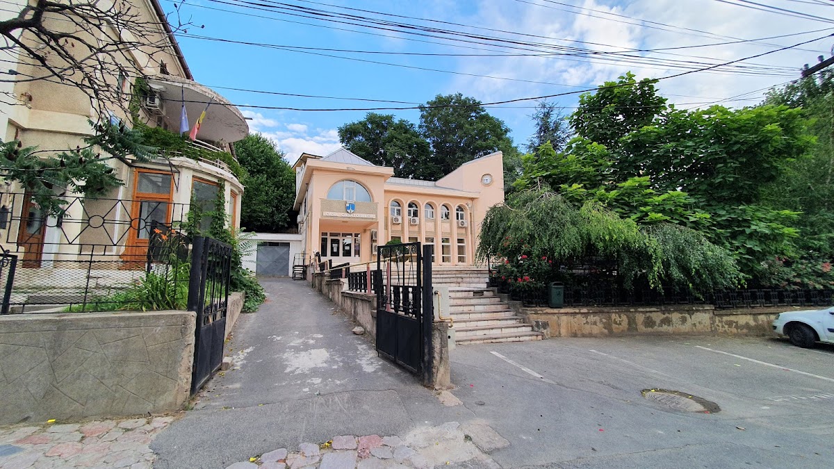 Casa Casătoriilor - foto 2