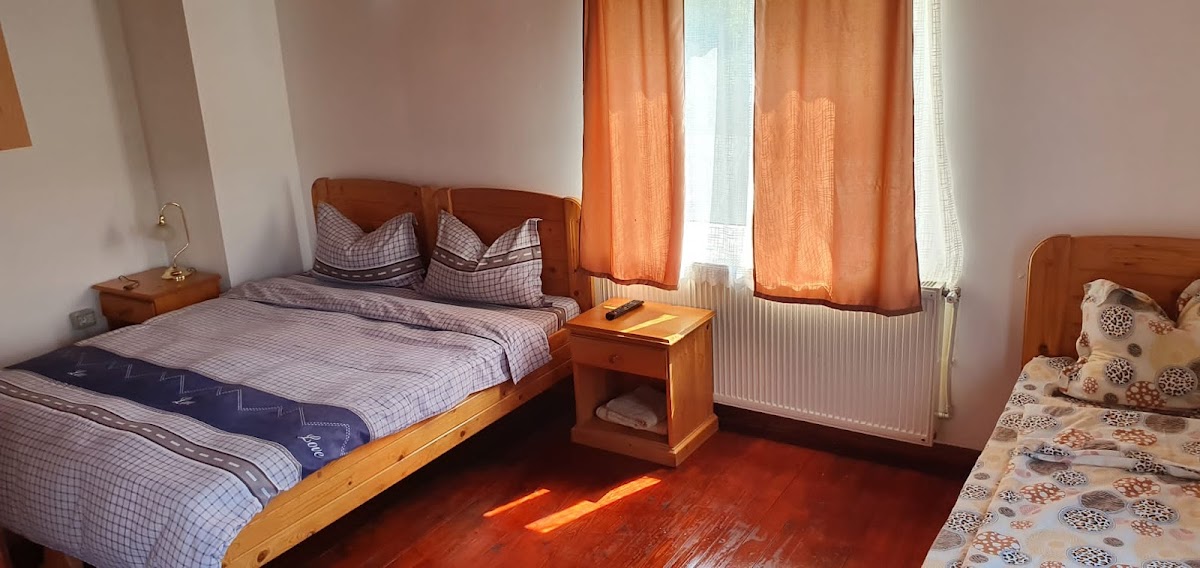 Casa Colț de Rai Brezoi
