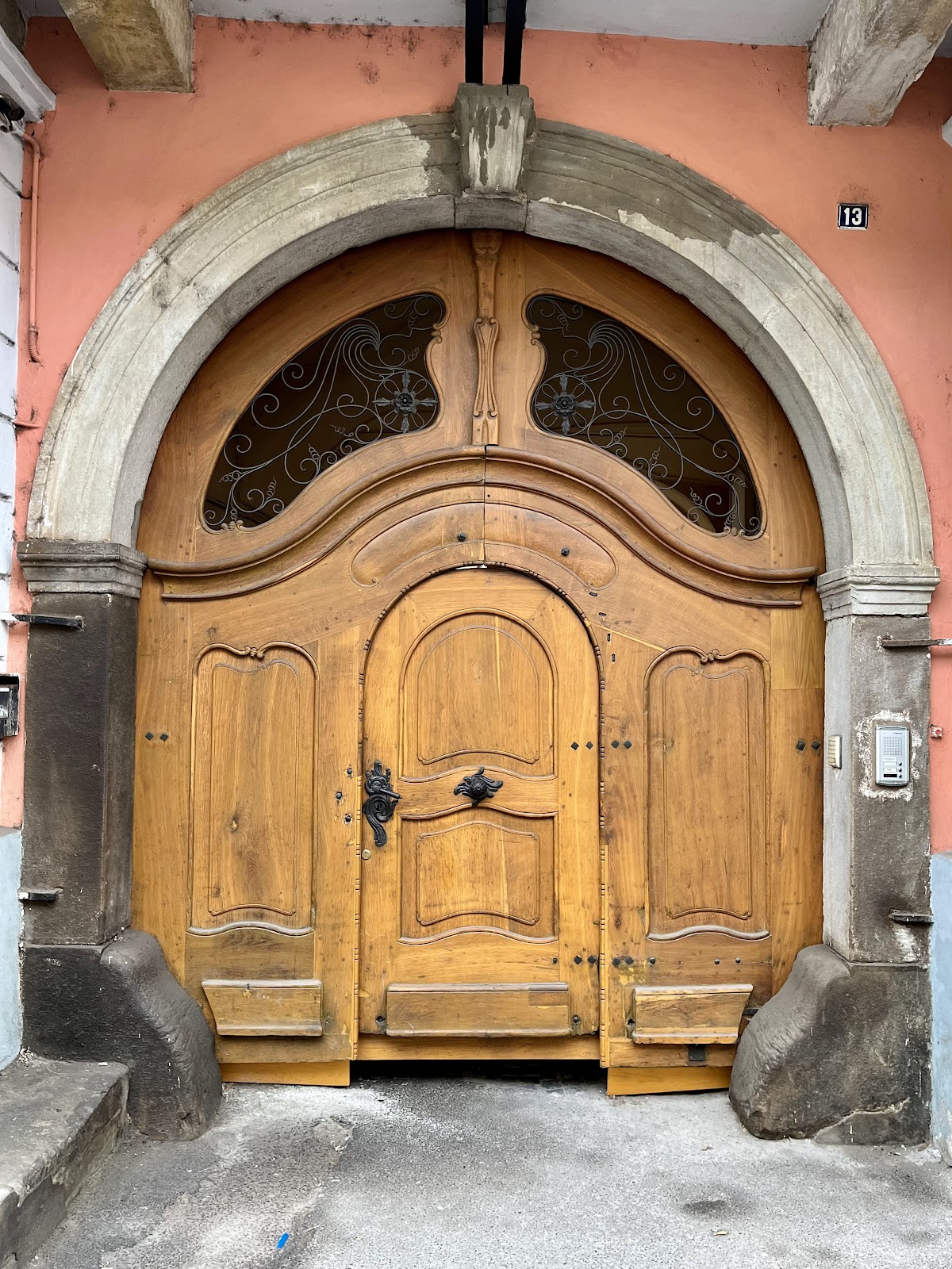 Casa cu Cariatide - foto 4