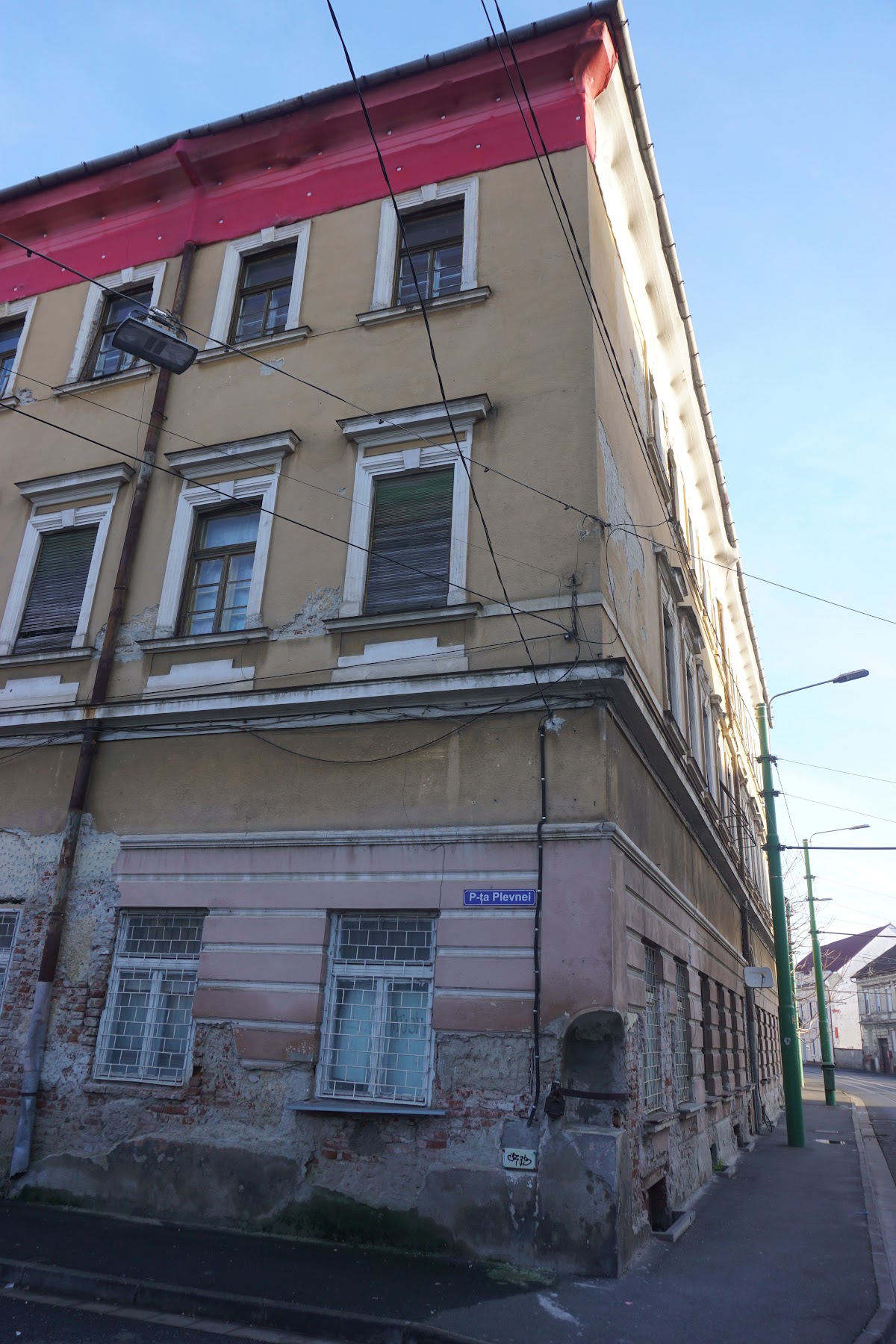 Casa cu Lacăt - foto 2