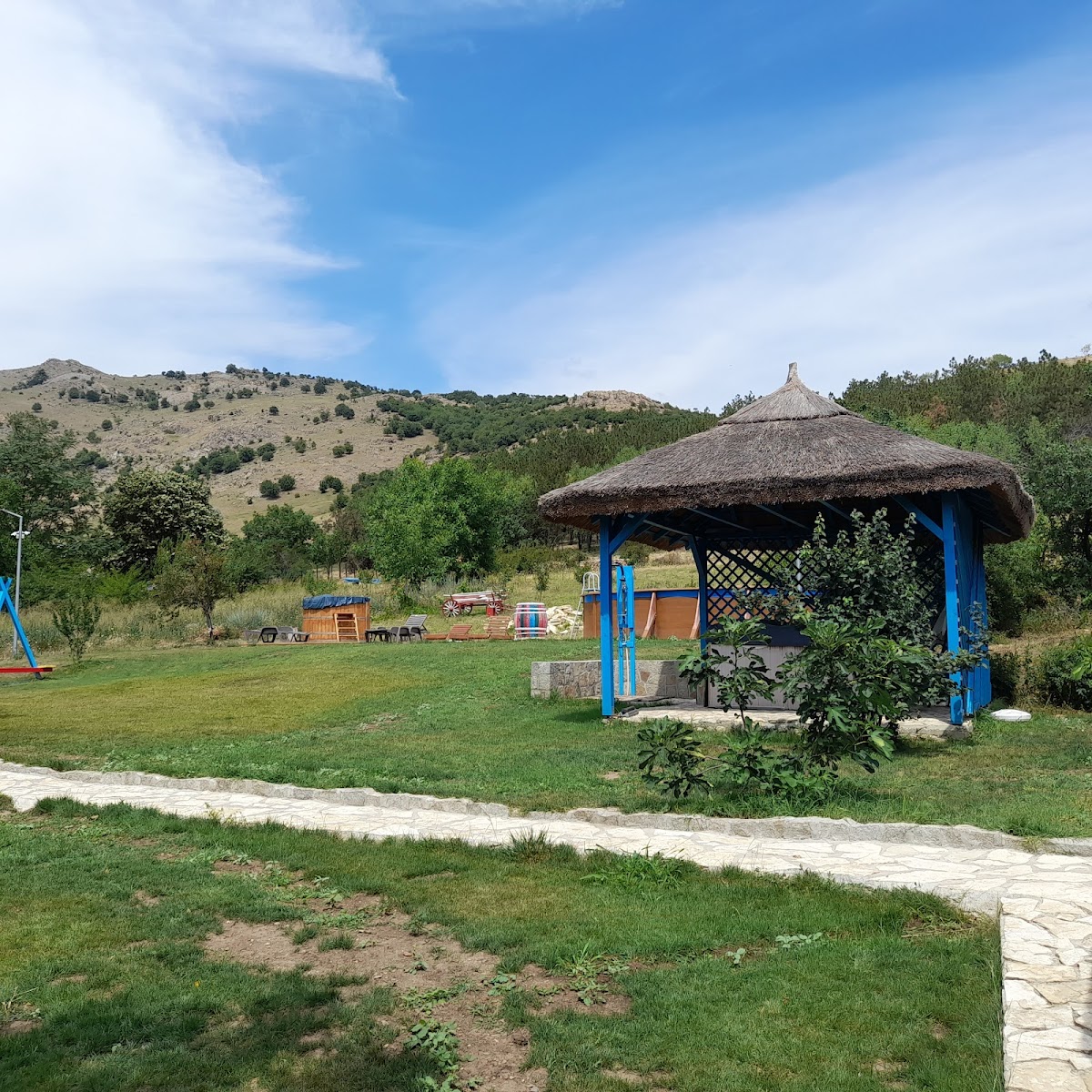 Casa cu stuf