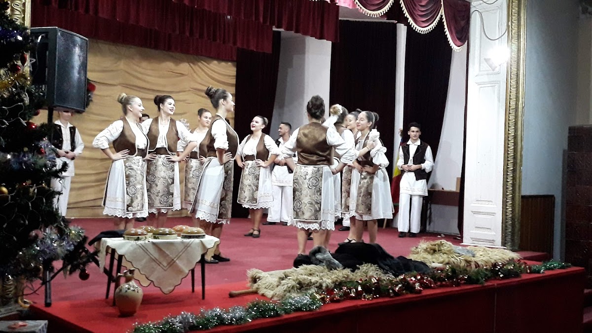 Kultúra Háza - foto 1