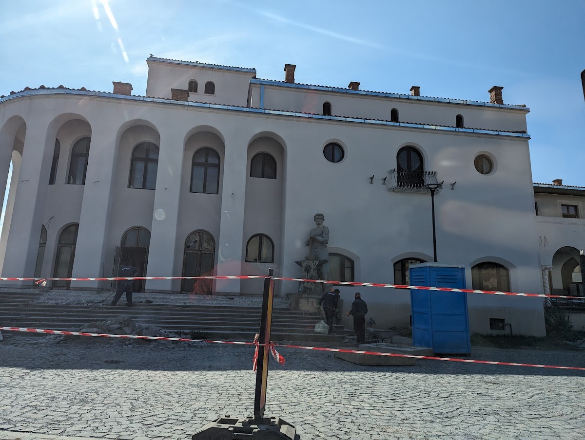 Casa de Cultură „Ionel Floașiu” - foto 5