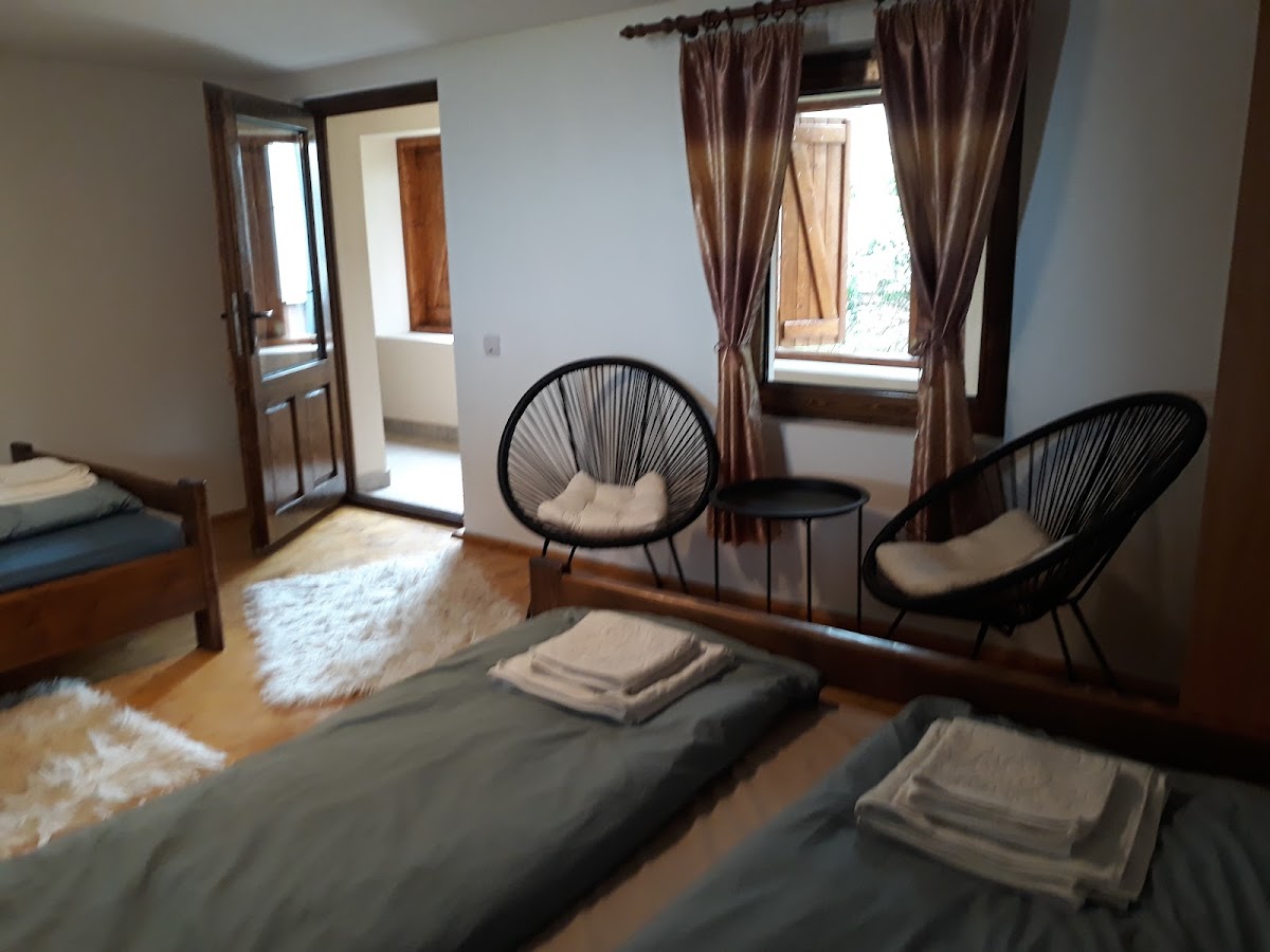 Casa de Peste Apă