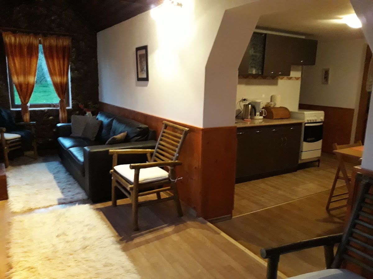 Casa de Peste Apă