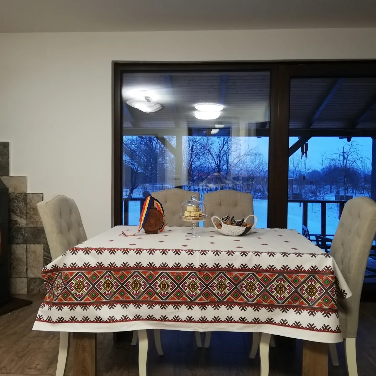Casa de vacanță Ayan - jacuzzi exterior