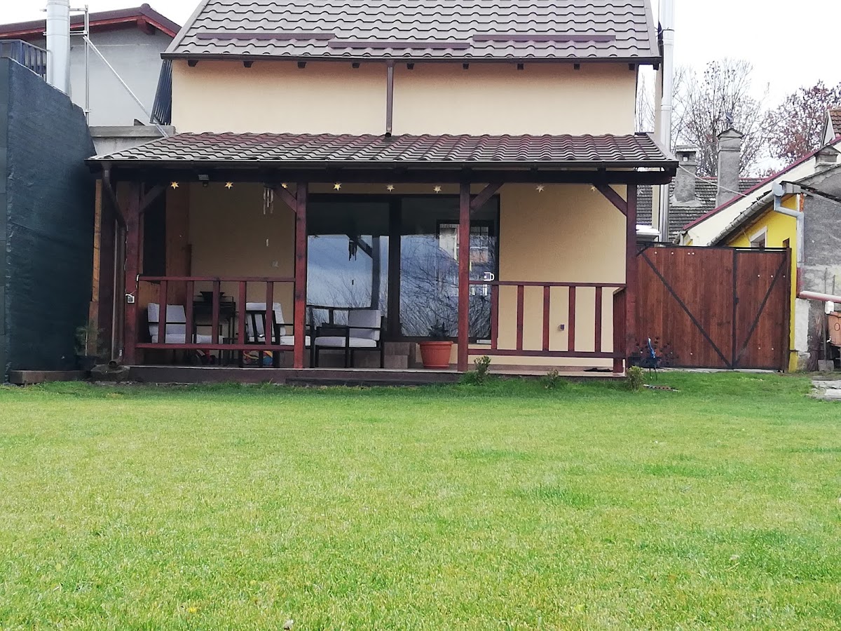 Casa de vacanță Ayan - jacuzzi exterior