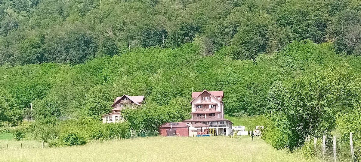 Casa din Salcâmi, Polovragi