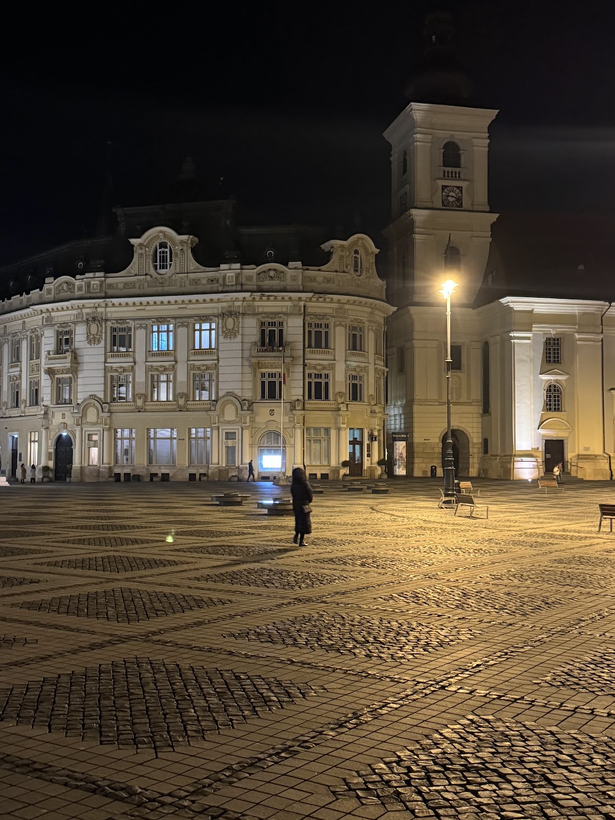 Casa Generalilor - foto 2