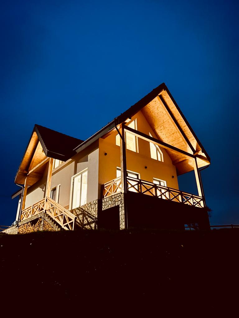 Casa Ido Sat Pestera
