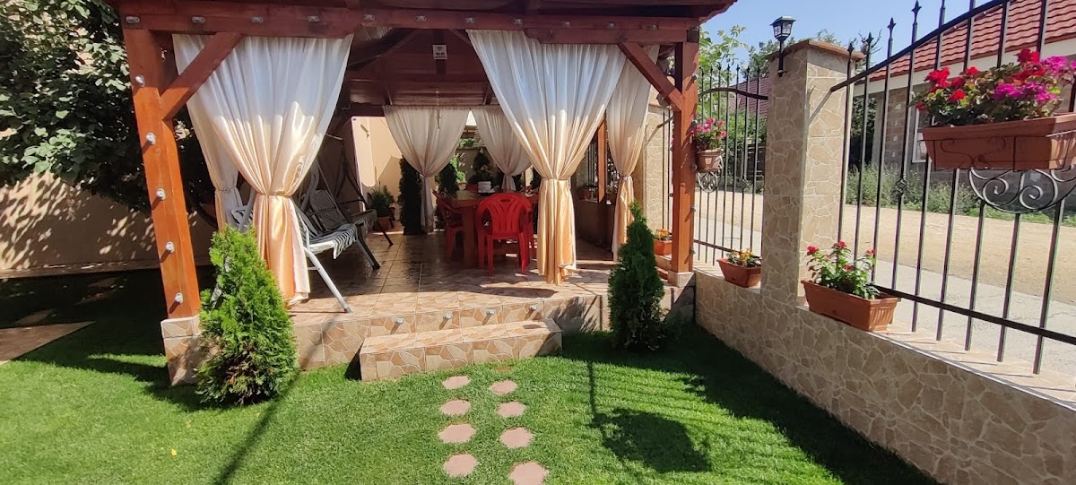 Casa Iris Navodari - foto 1