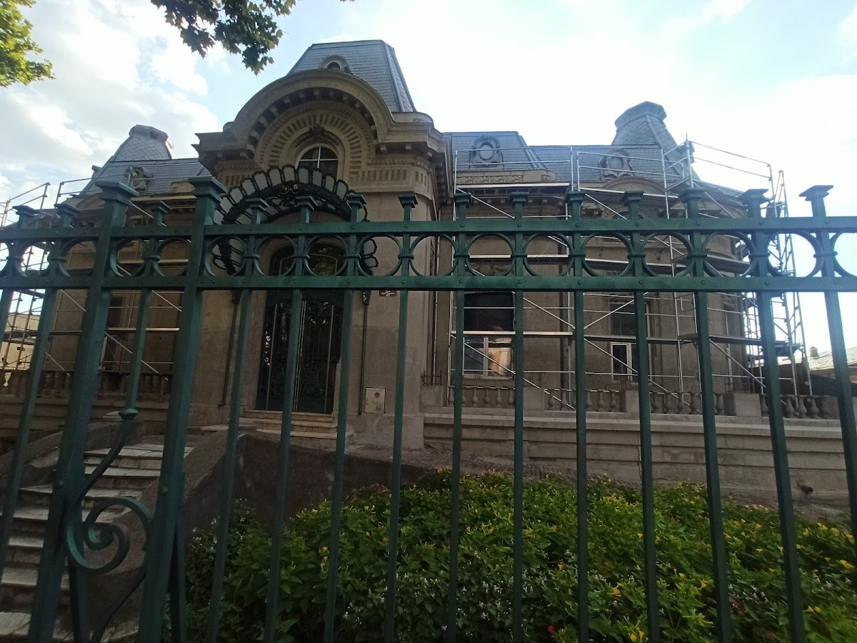 Casa Jean Troianos (casa cu stafii) - foto 2