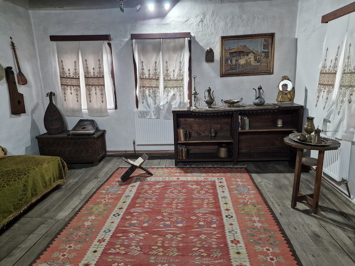 Casa Memorială „Anton Pann” - foto 4