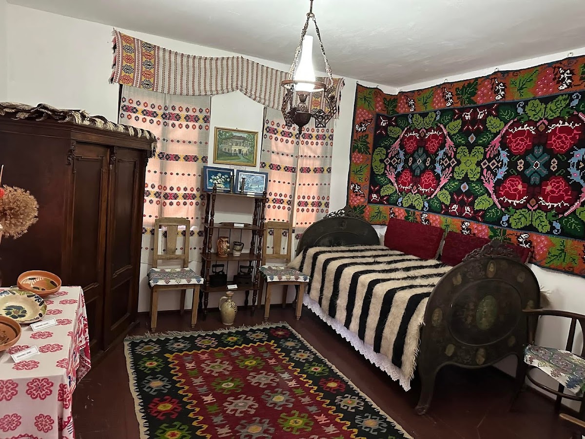 George Topârceanu Memorial House - foto 3