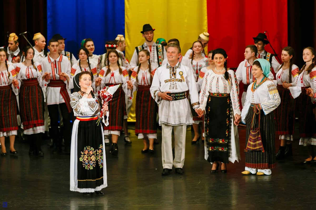 Städtisches Kulturhaus “Eugen Nicoară” Reghin - foto 3