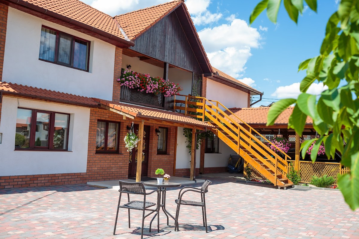 Casa Paveios, Oradea