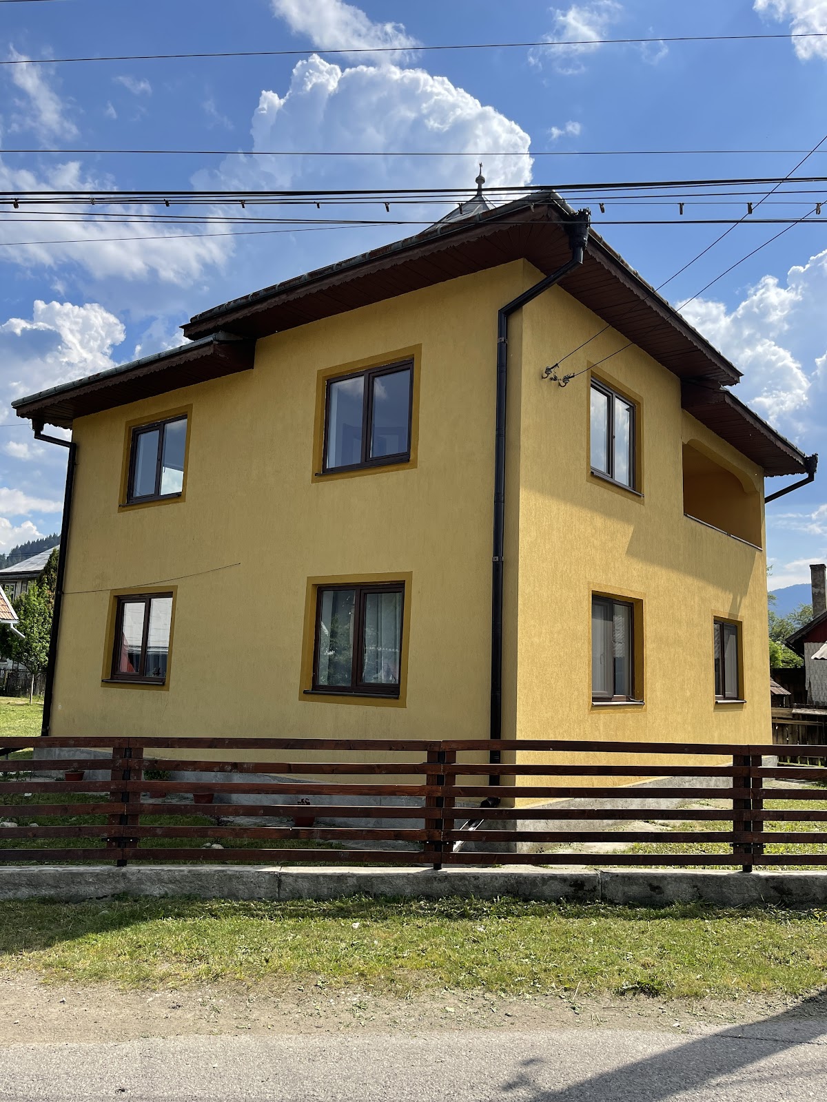 Casa Pietrele Doamnei, Câmpulung Moldovenesc