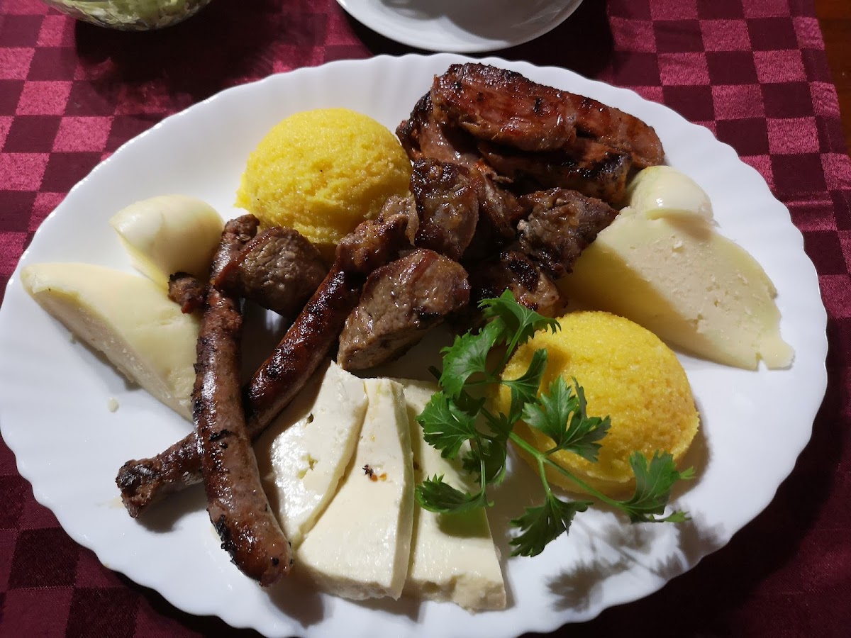 Casa Prahoveană - foto 2