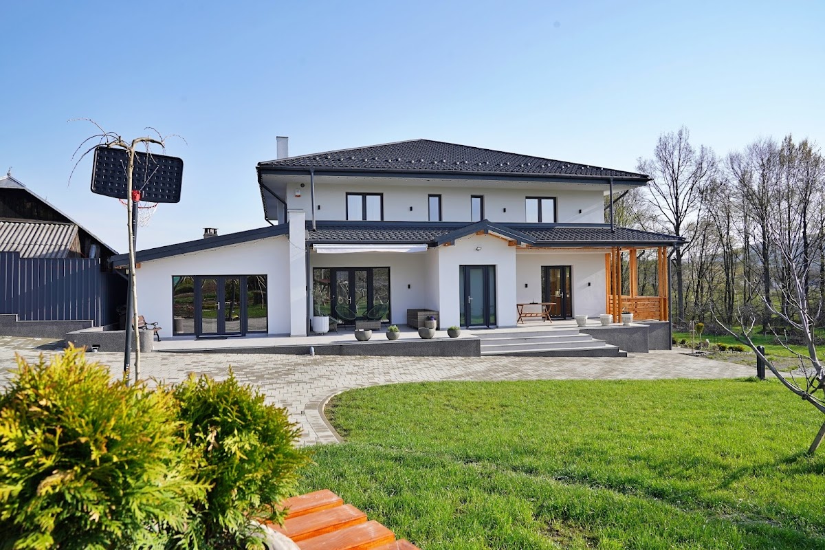 casa primavera, Dărmăneşti