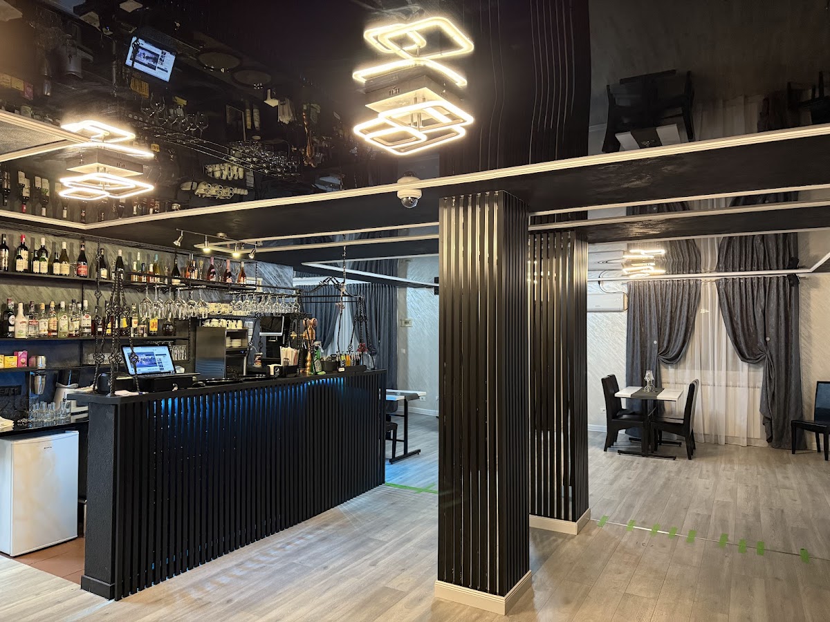 Casa Românească - REVEGE SRL - foto 1