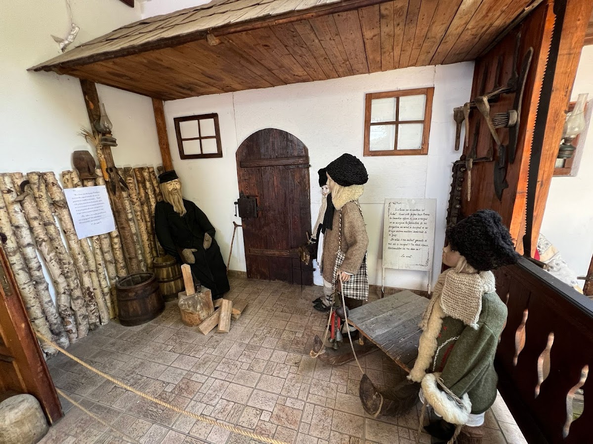 Casa si Muzeul Memorial „Ion Creangă” din Humulești - foto 5