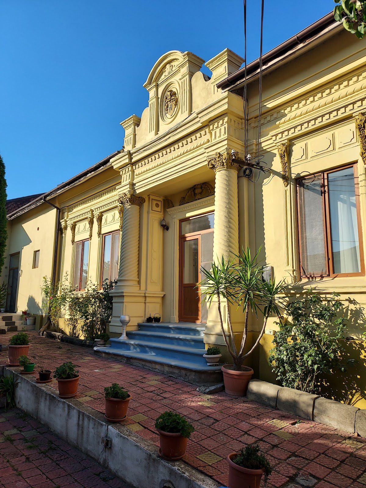 Casa Trandafirilor