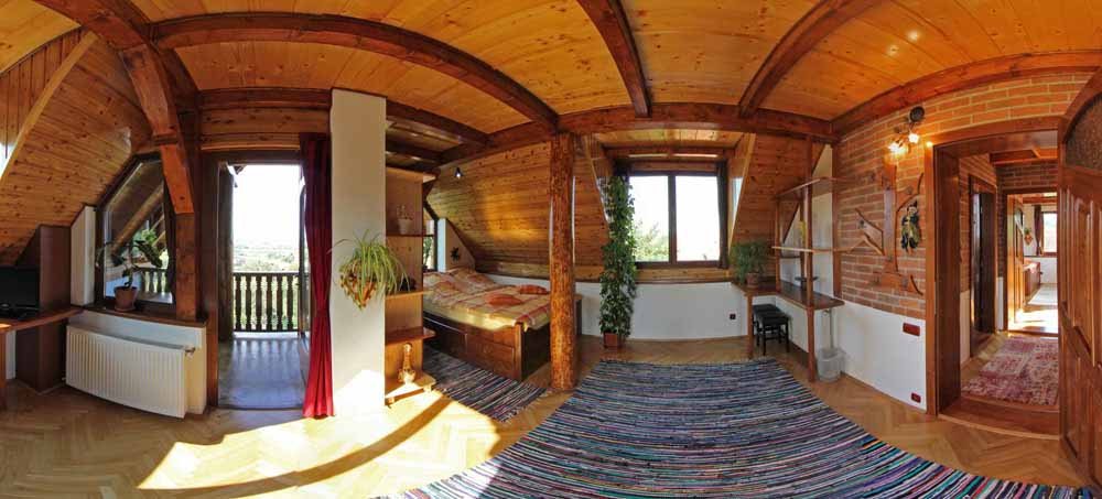 • Casa Vale din deal • - foto 1