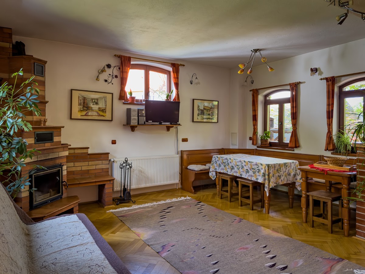 • Casa Vale din deal • - foto 3