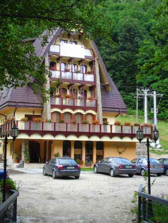 Casa Vânătorilor