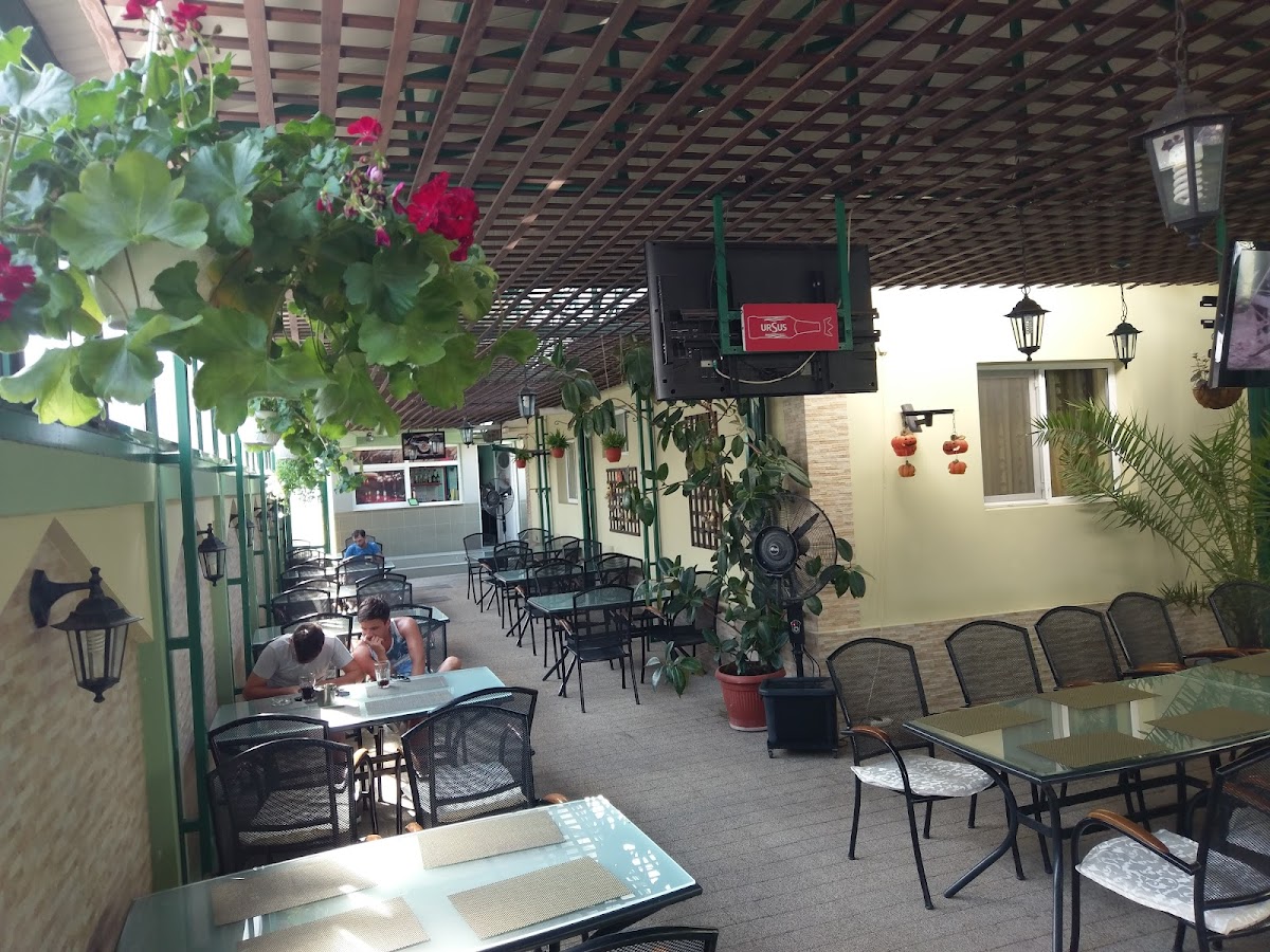 Casa Verde - 餐厅，住宿 - foto 4