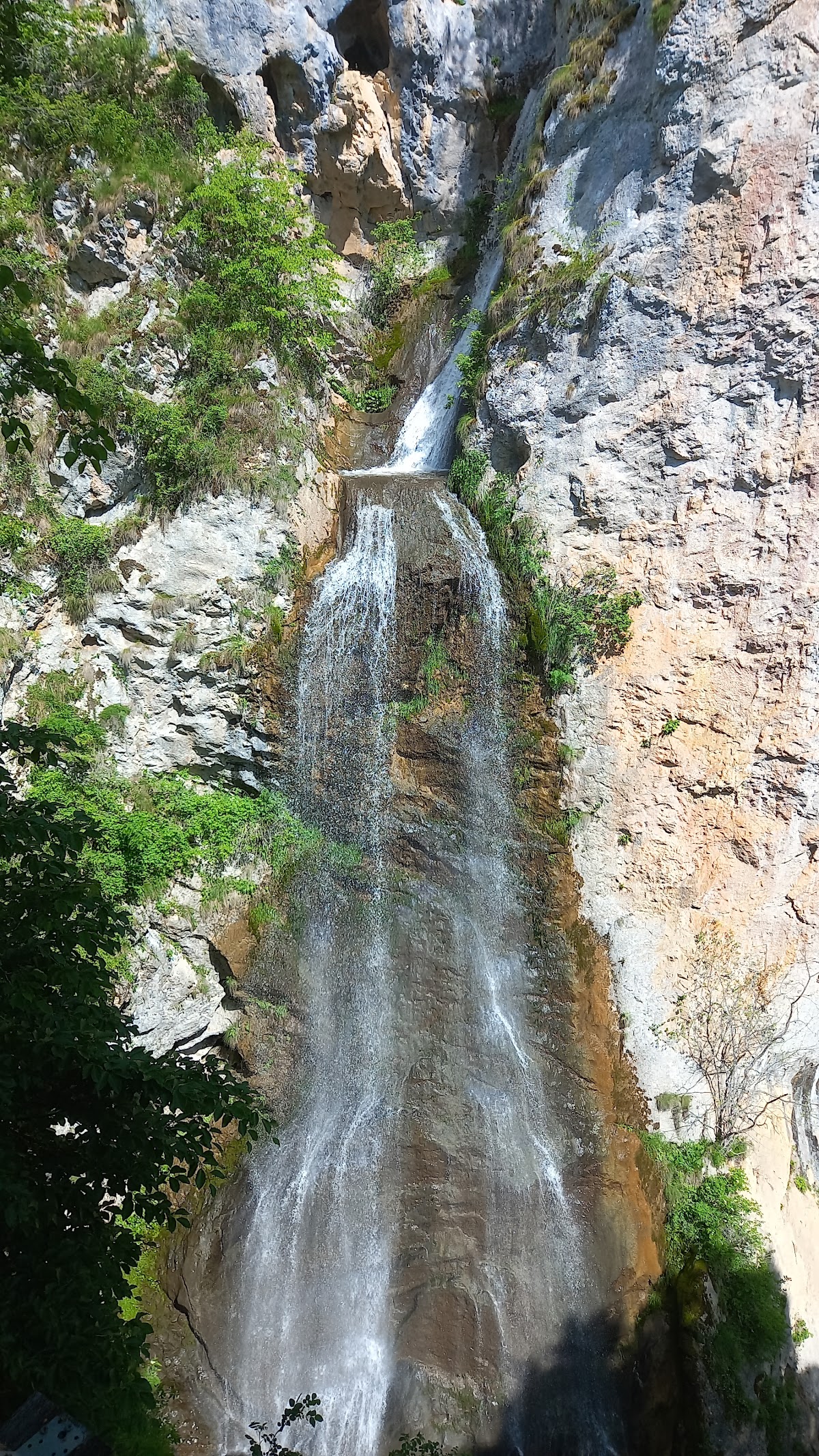 Cascades Dâlbina - foto 2