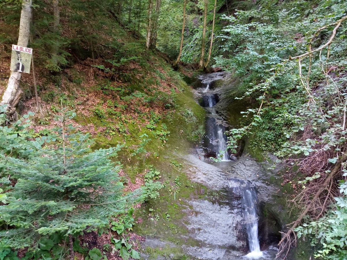 Cascada La Blide (Runcu), Runcu